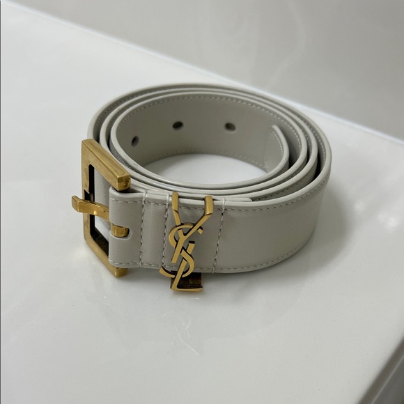 Yves Saint Laurent Cream Belt with Gold Buckle - Picture 1 of 2
